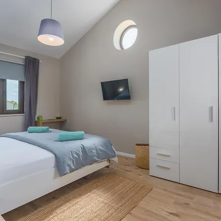 Two Bedroom Family House Danica Vakantiehuis *
