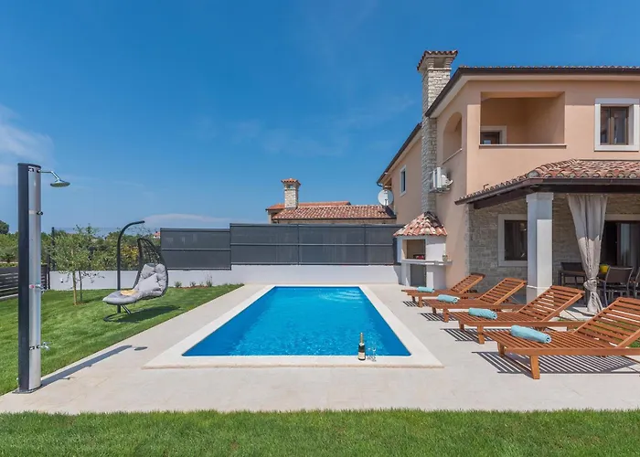 Vikendica Two Bedroom Family House Danica Babici