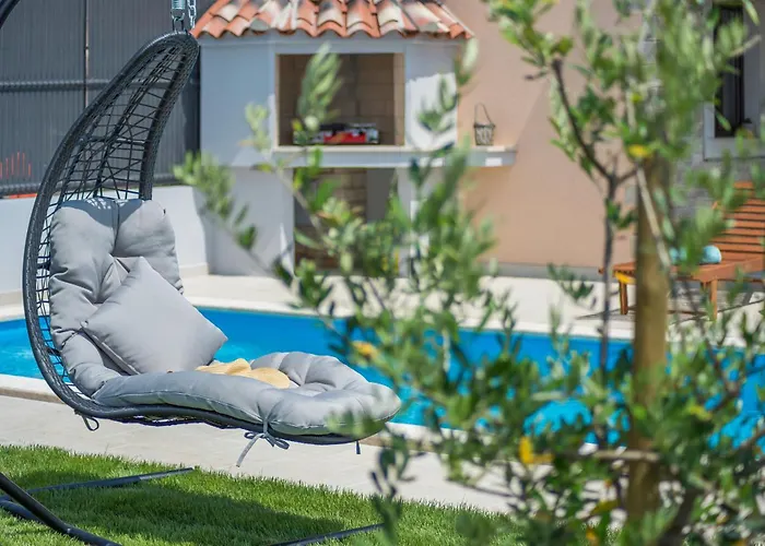 Two Bedroom Family House Danica Vikendica